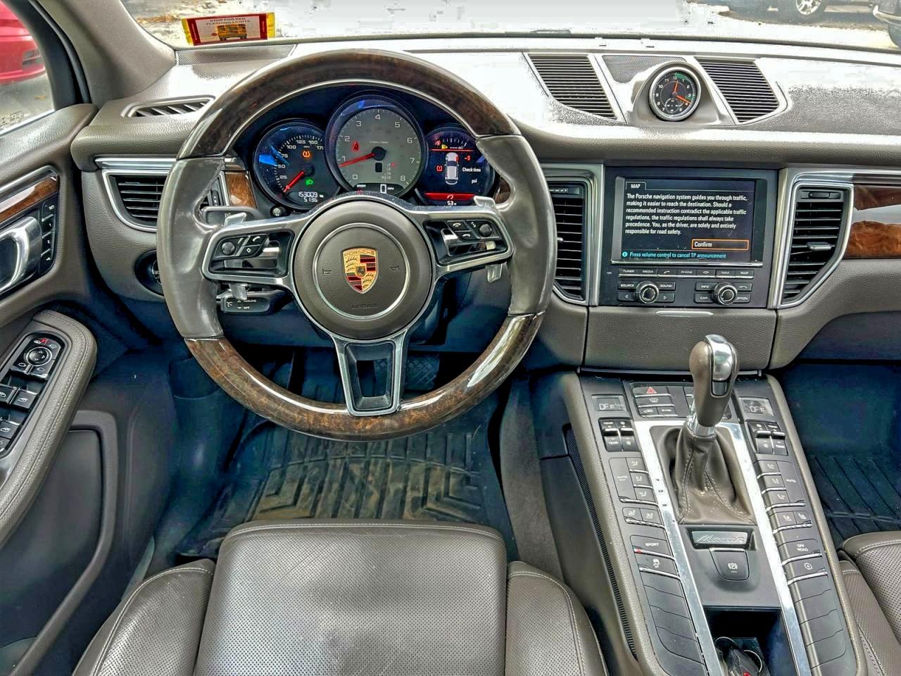PORSCHE MACAN S