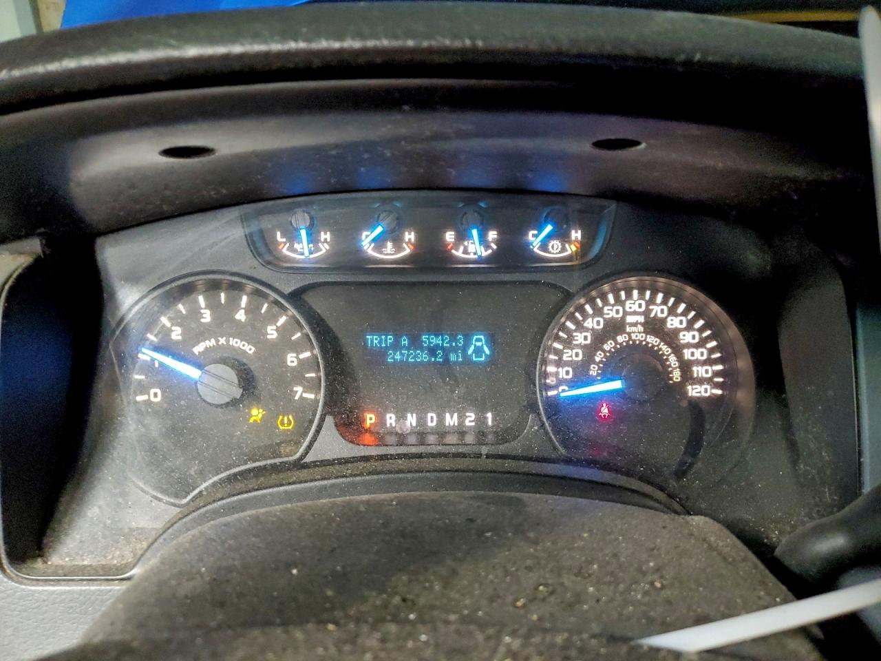 FORD F-150 SUPER CAB