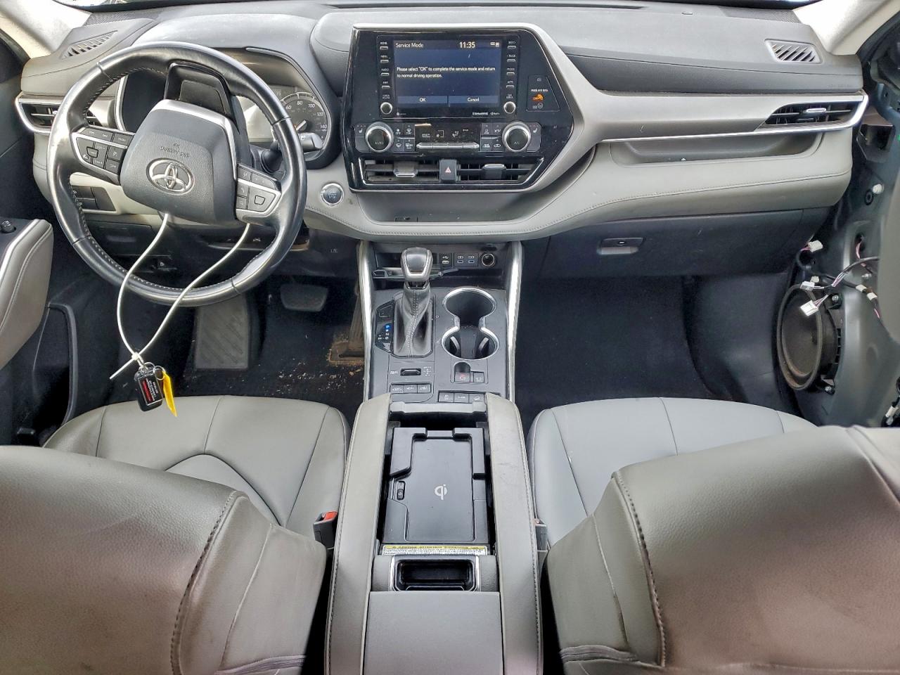 TOYOTA HIGHLANDER XLE