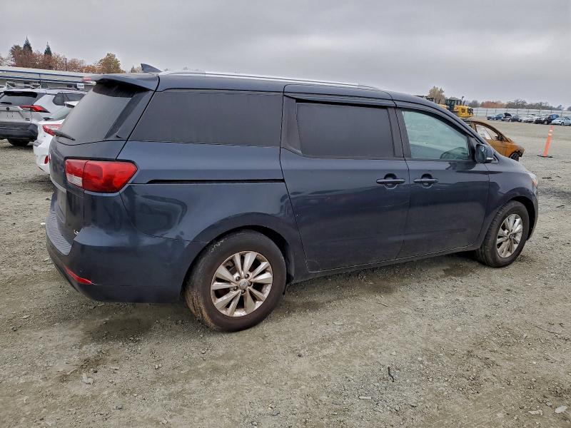2015 KIA SEDONA LX #3305713743