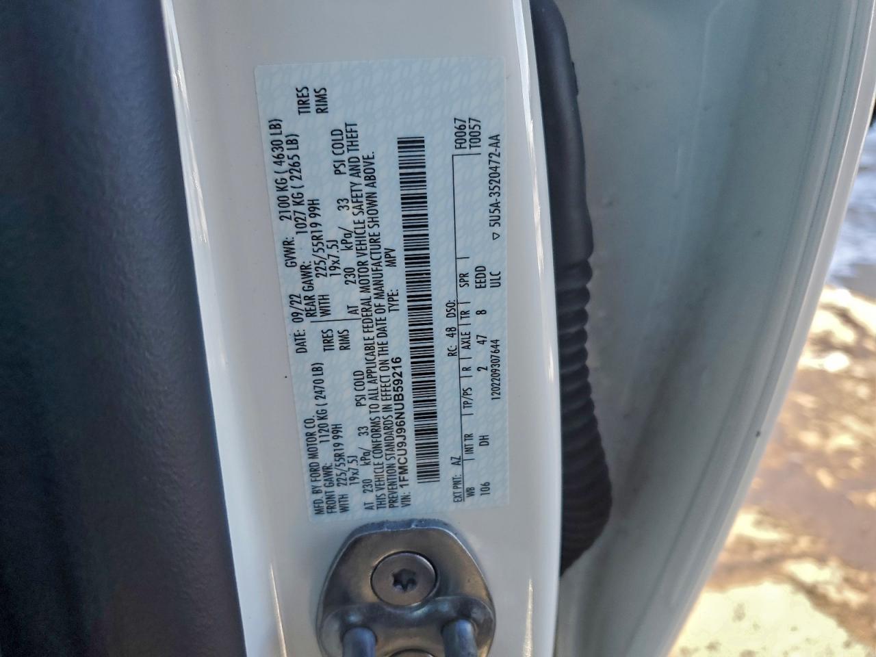 FORD ESCAPE TITANIUM