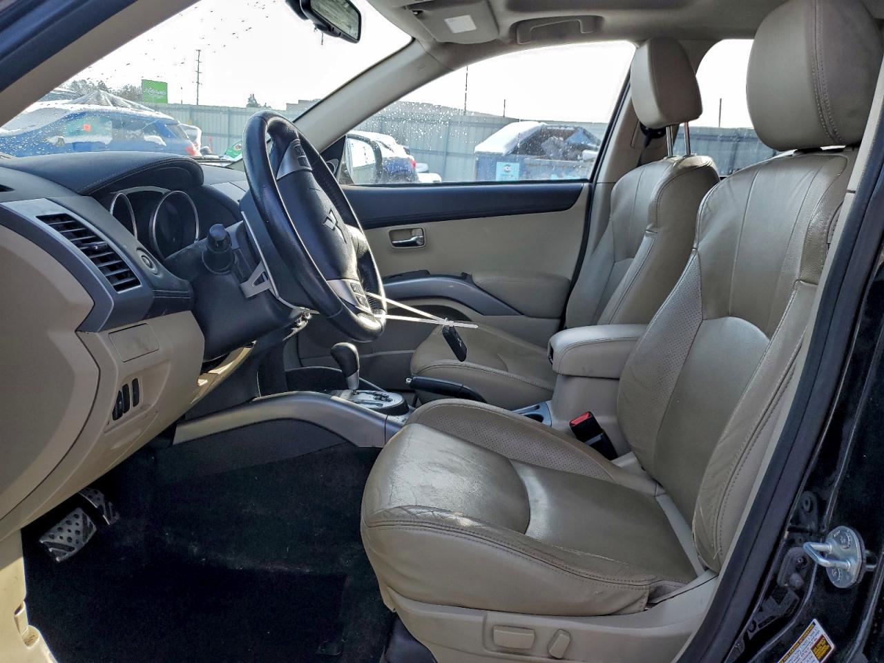 MITSUBISHI OUTLANDER GT