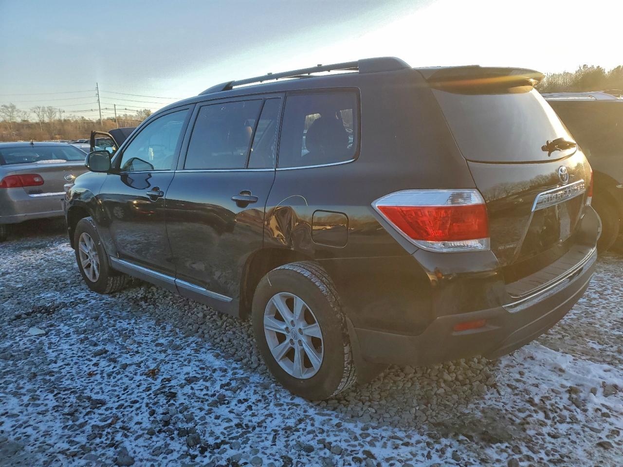 Lot #3316737402 2012 TOYOTA HIGHLANDER