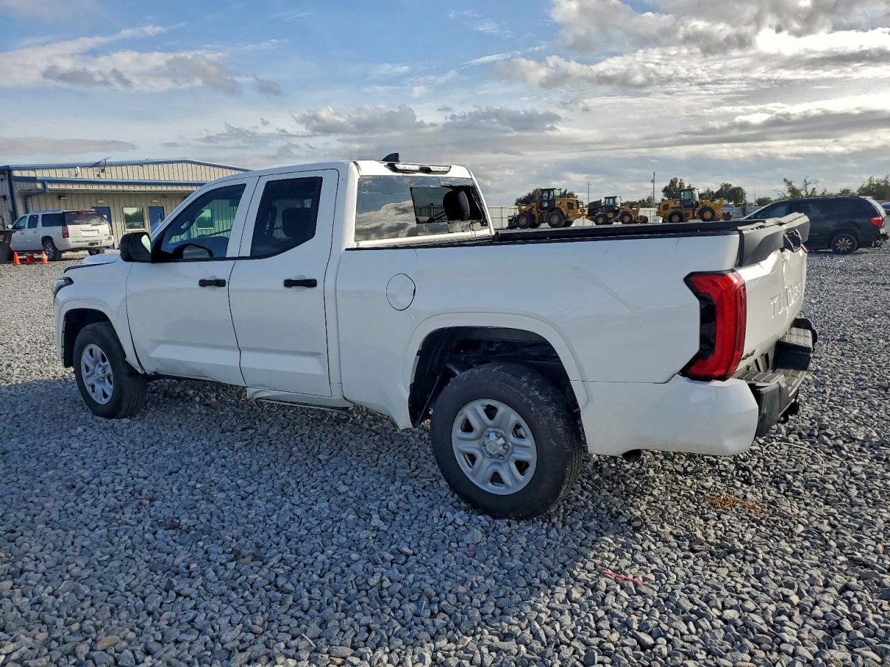TOYOTA TUNDRA DOUBLE CAB SR