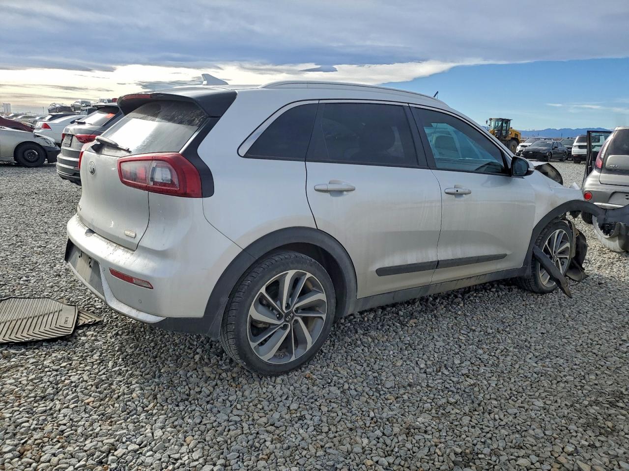 KIA NIRO EX TOURING