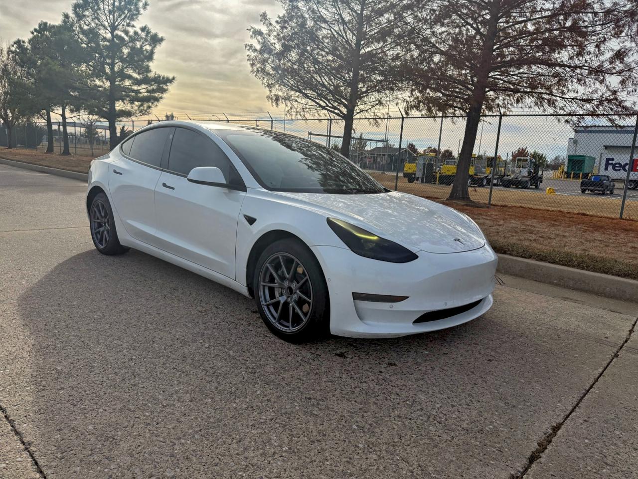 Lot #3310312964 2021 TESLA MODEL 3