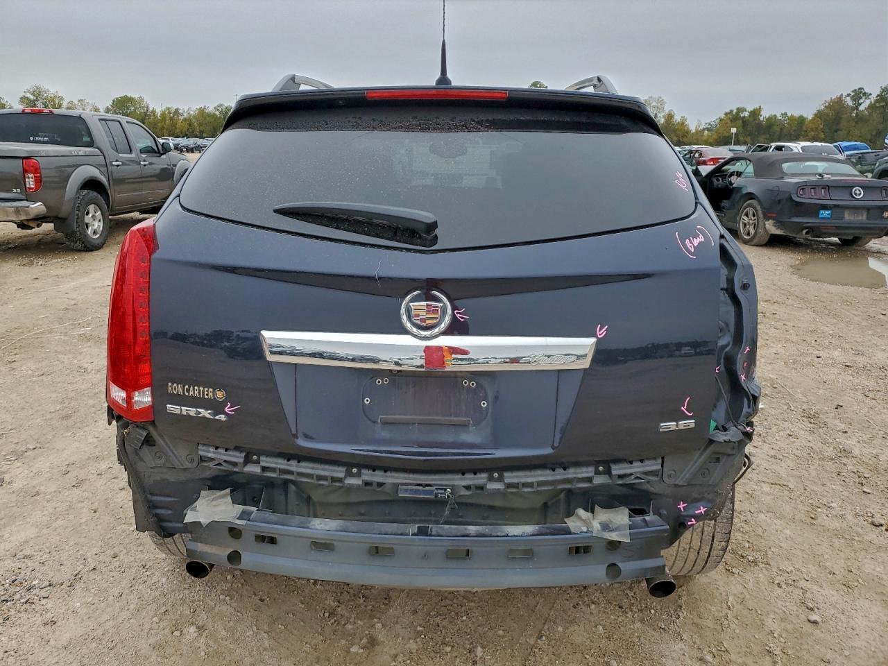 CADILLAC SRX LUXURY COLLECTION