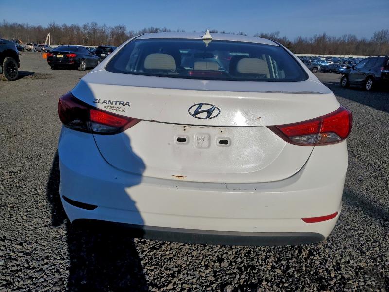 2016 HYUNDAI ELANTRA SE #3310537043