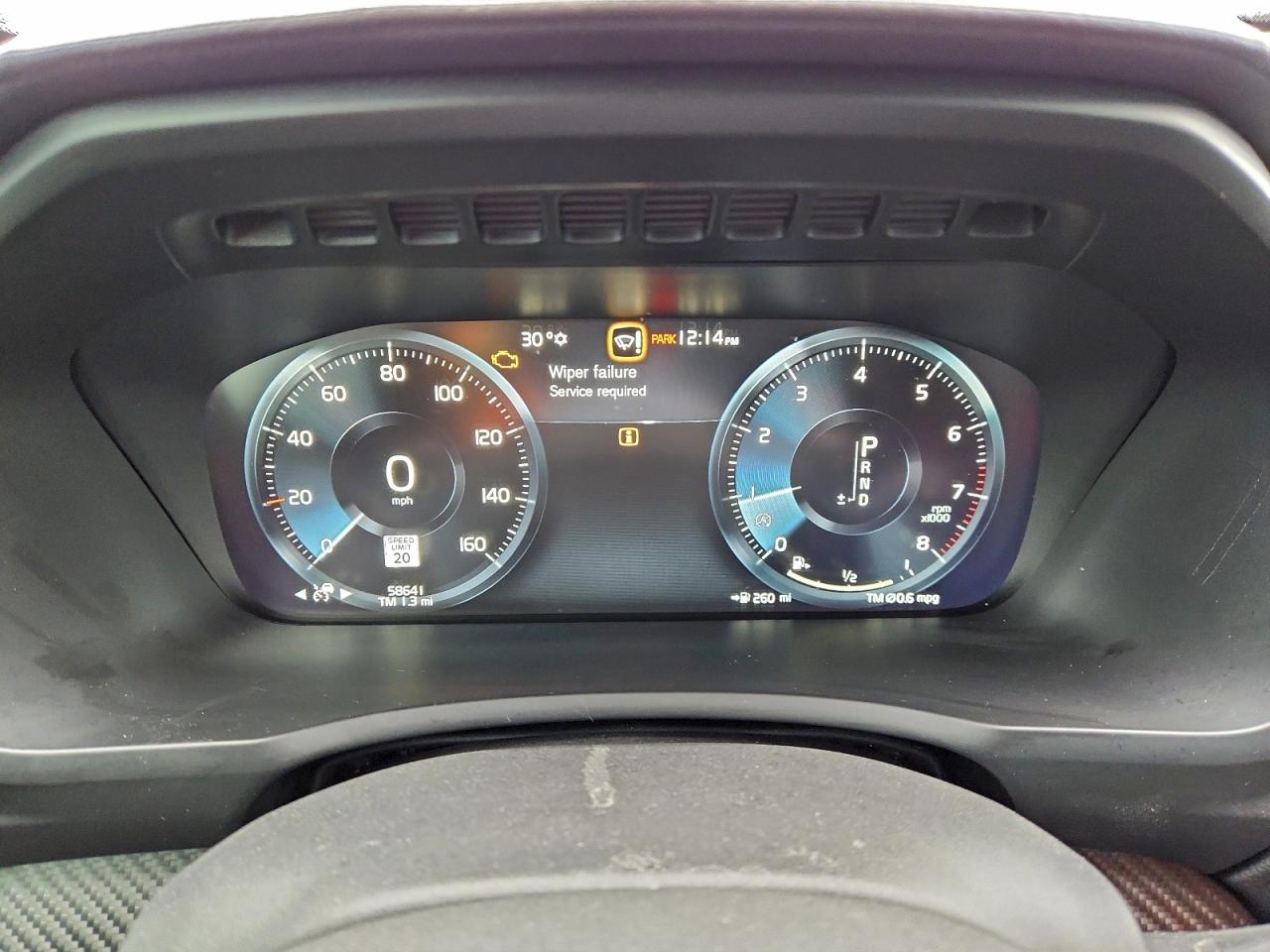 Lot #3316189900 2019 VOLVO XC90 T6 R-