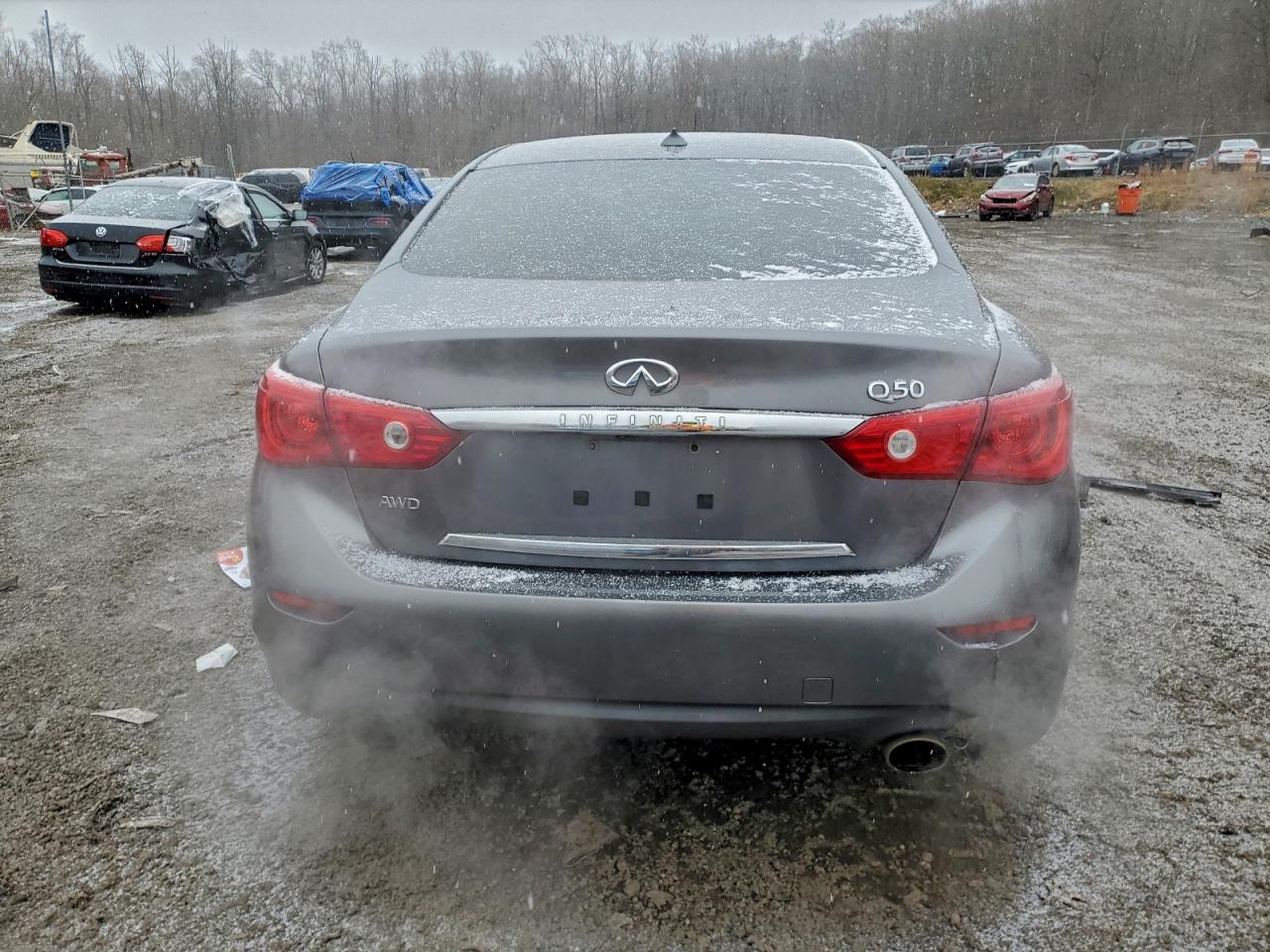 INFINITI Q50 BASE
