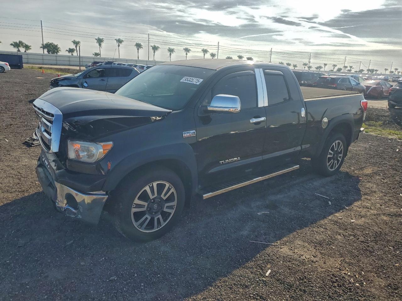 TOYOTA TUNDRA DOUBLE CAB SR5