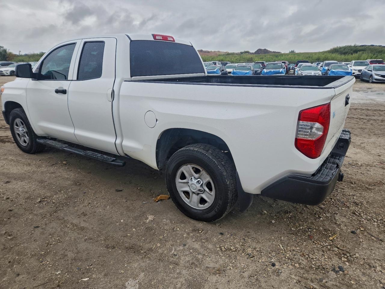 Lot #3310359026 2017 TOYOTA TUNDRA DOU
