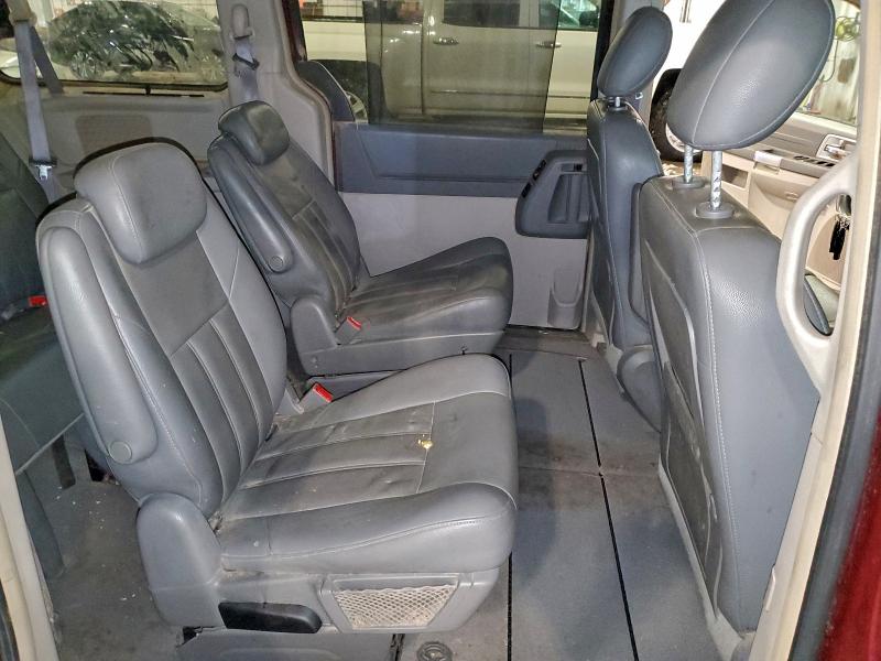 2008 CHRYSLER TOWN & COU #3303900718