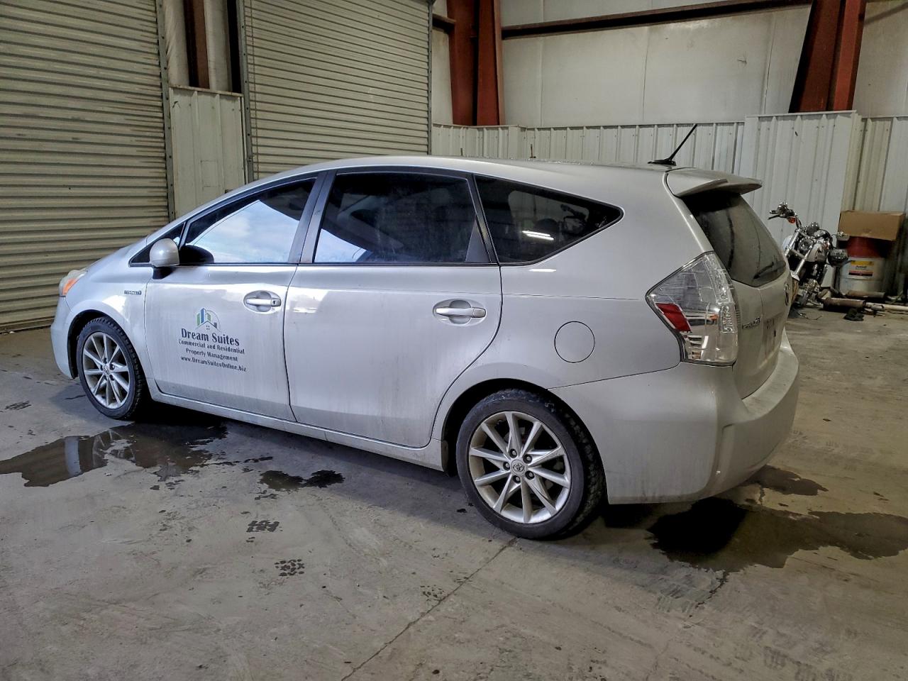 Lot #3316771463 2013 TOYOTA PRIUS V