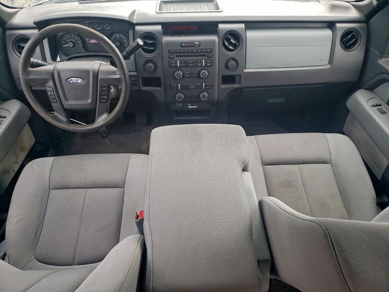 FORD F-150 SUPER CAB