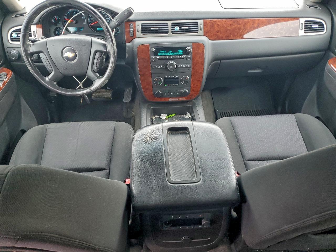 CHEVROLET TAHOE K1500 LS