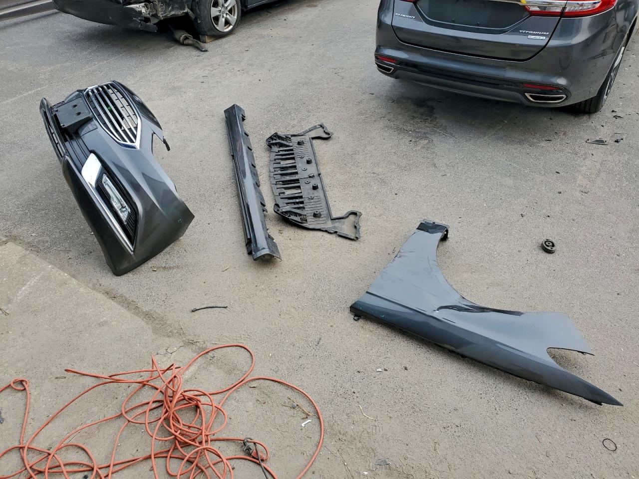 FORD FUSION TITANIUM