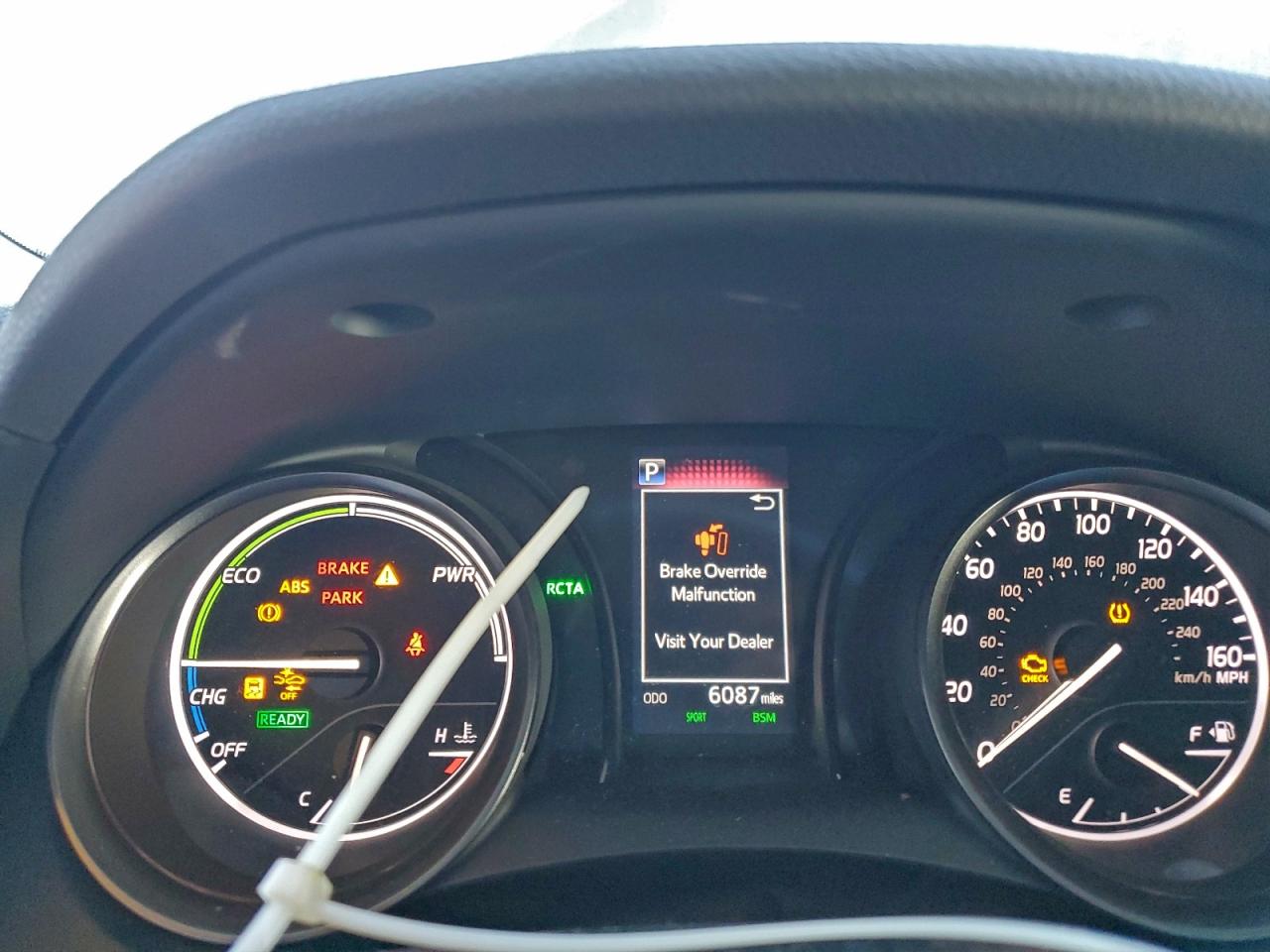 TOYOTA CAMRY SE NIGHT SHADE