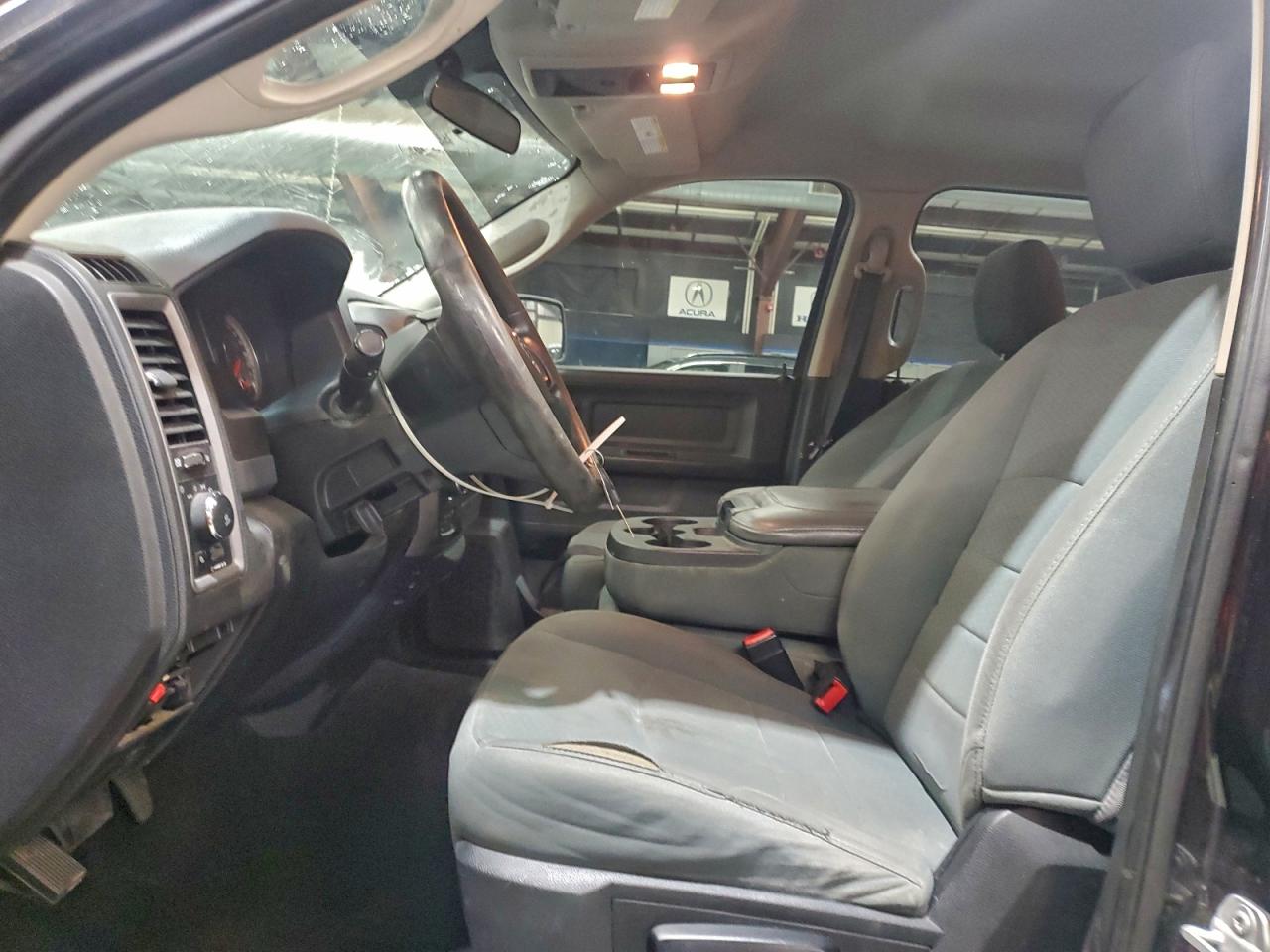 Lot #3304634952 2017 RAM 1500 ST