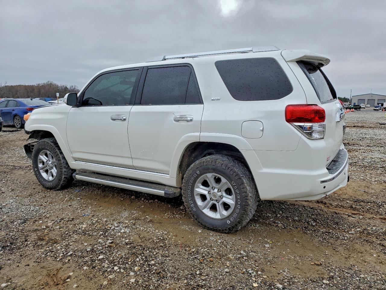 TOYOTA 4RUNNER SR5