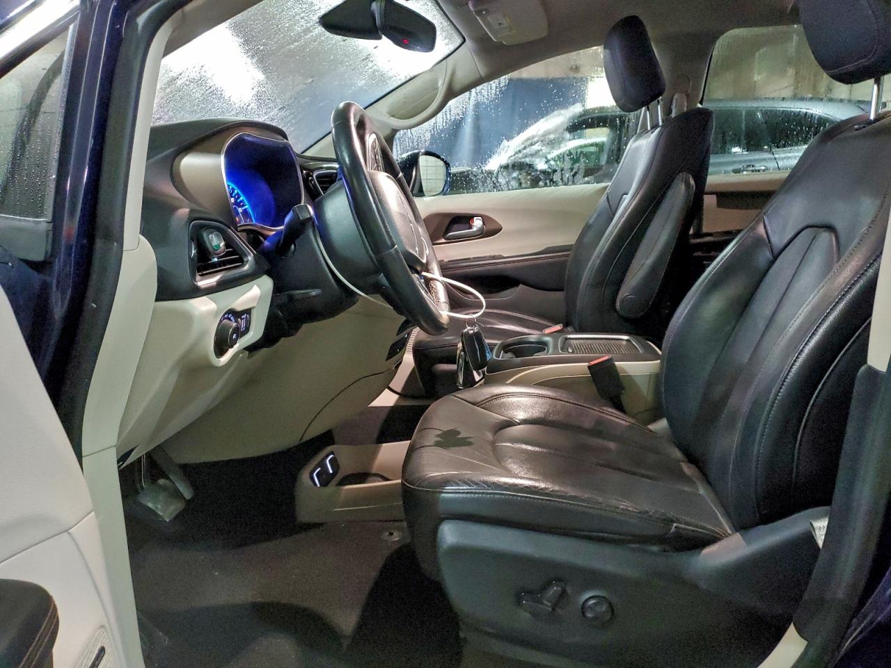 CHRYSLER PACIFICA TOURING L PLUS