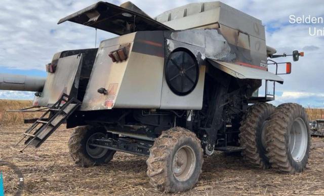 2005 GLEANER R75 #3312147106