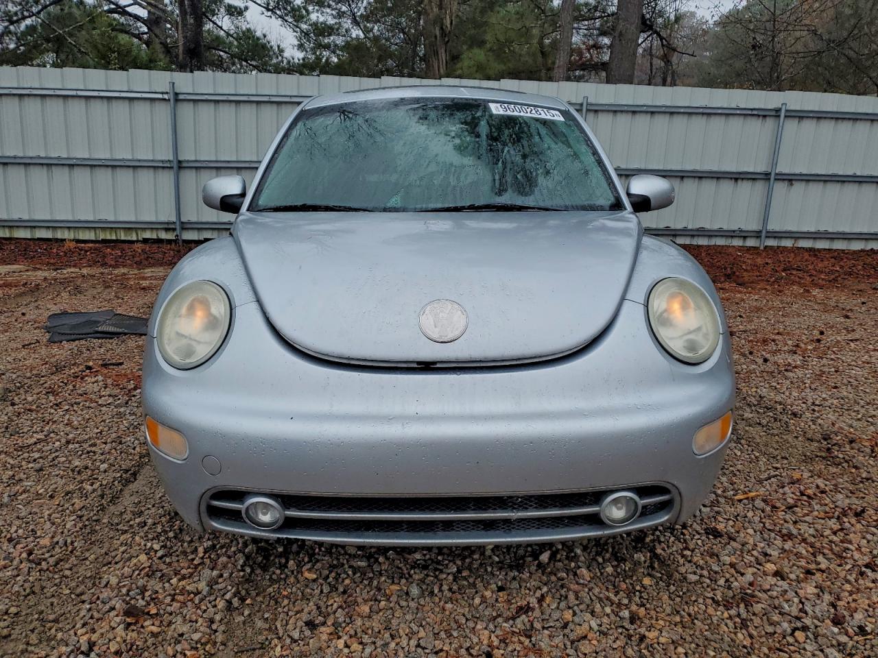 Lot #3308343044 2005 VOLKSWAGEN NEW BEETLE