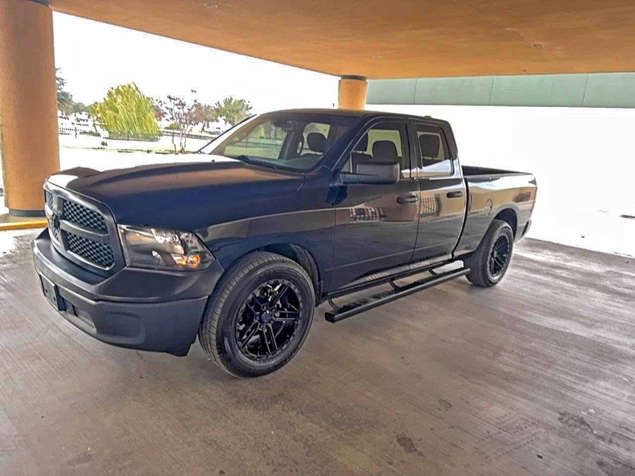 Lot #3317763075 2019 RAM 1500 CLASS