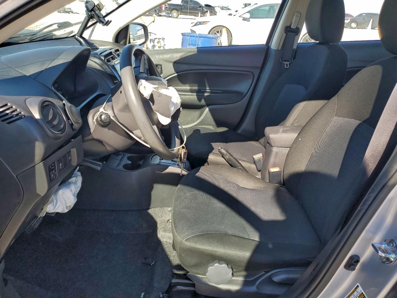 MITSUBISHI MIRAGE G4 ES