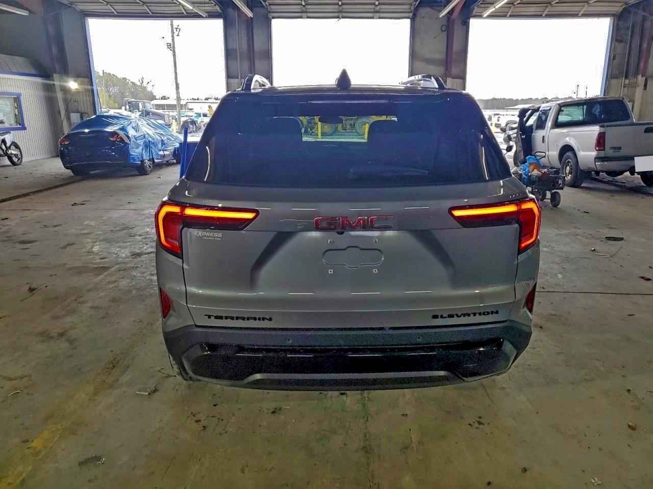GMC TERRAIN ELEVATION