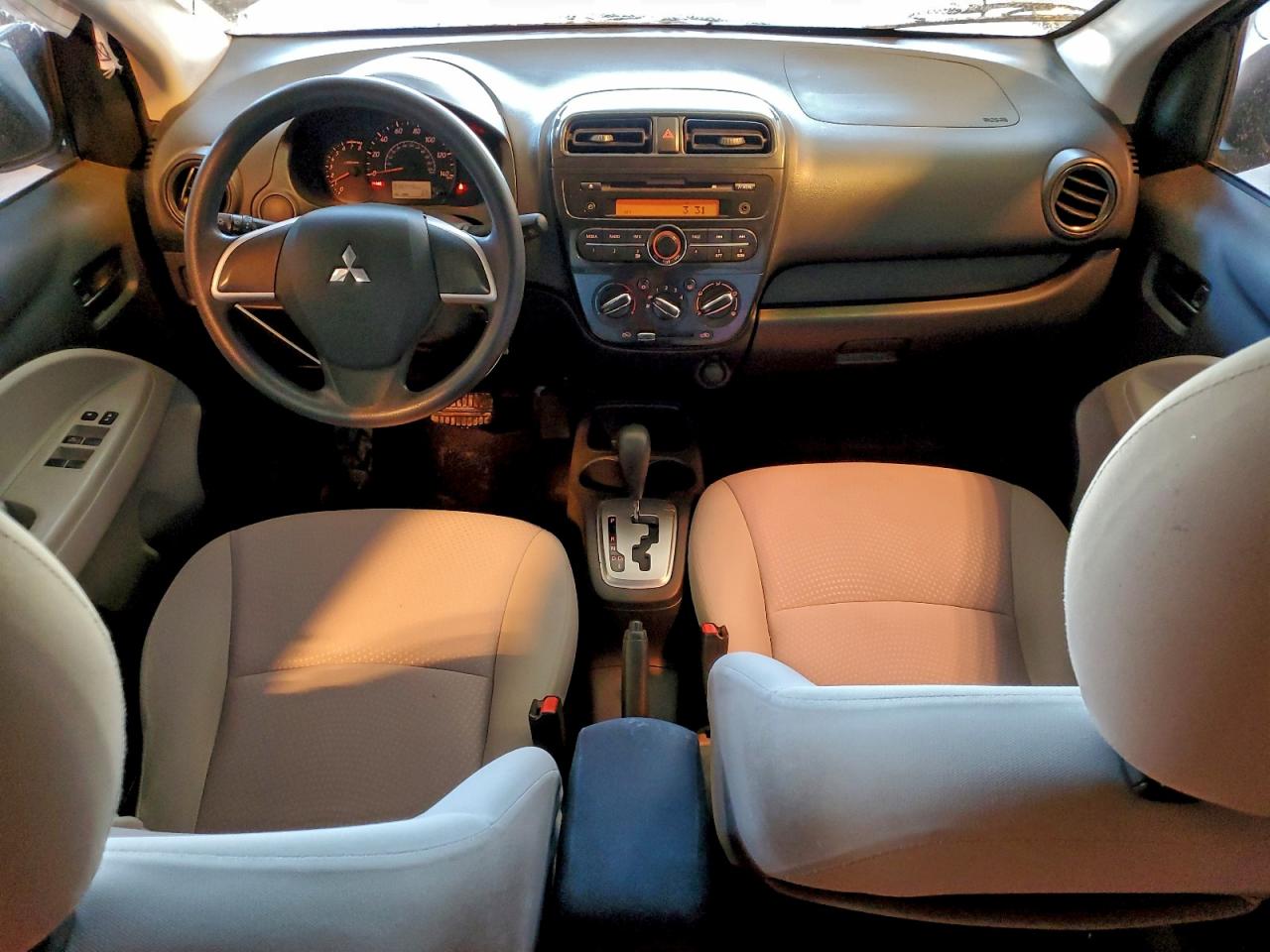 MITSUBISHI MIRAGE G4 ES