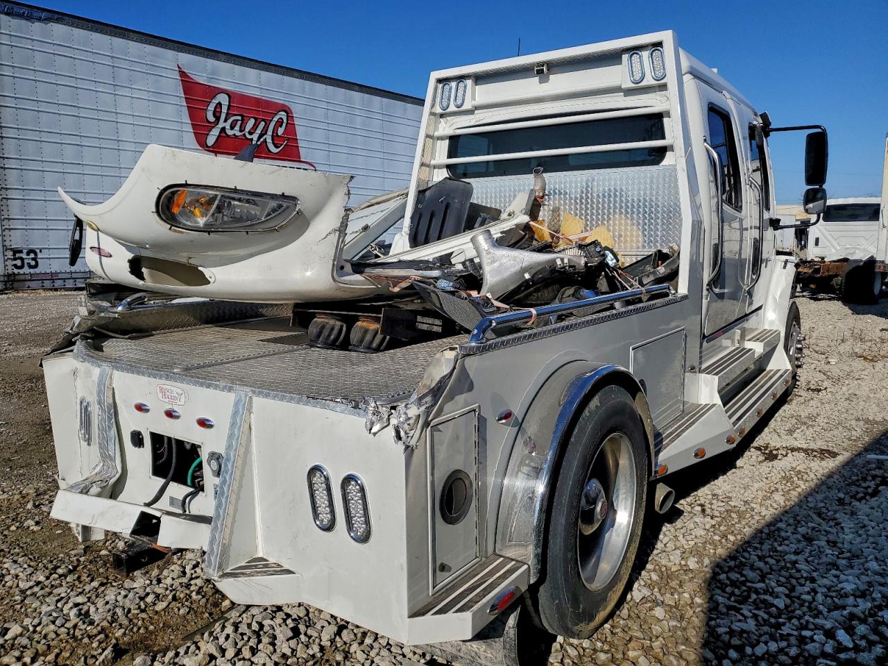 Lot #3310243391 2007 FREIGHTLINER M2