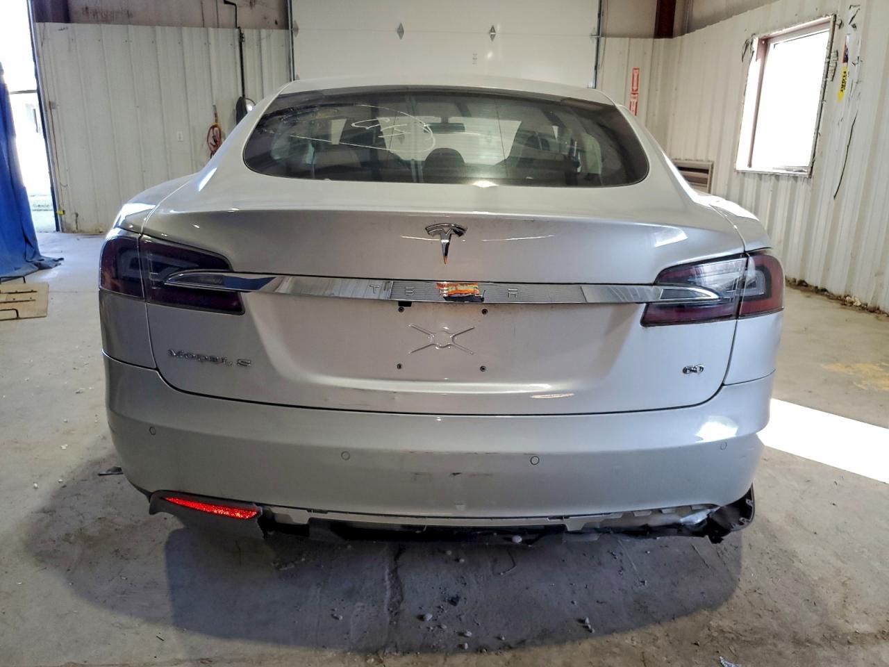 TESLA MODEL S