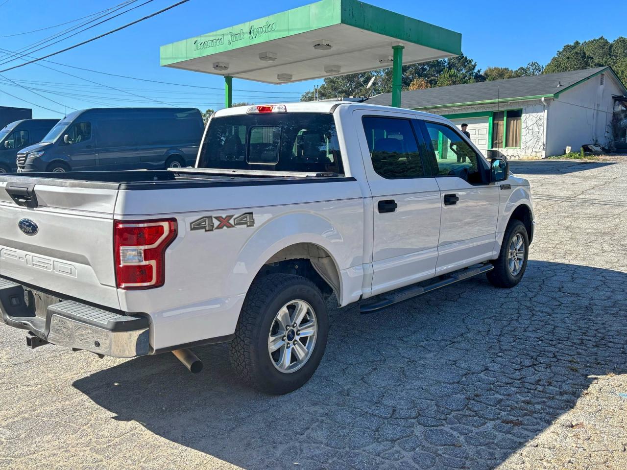 FORD F-150 SUPERCREW