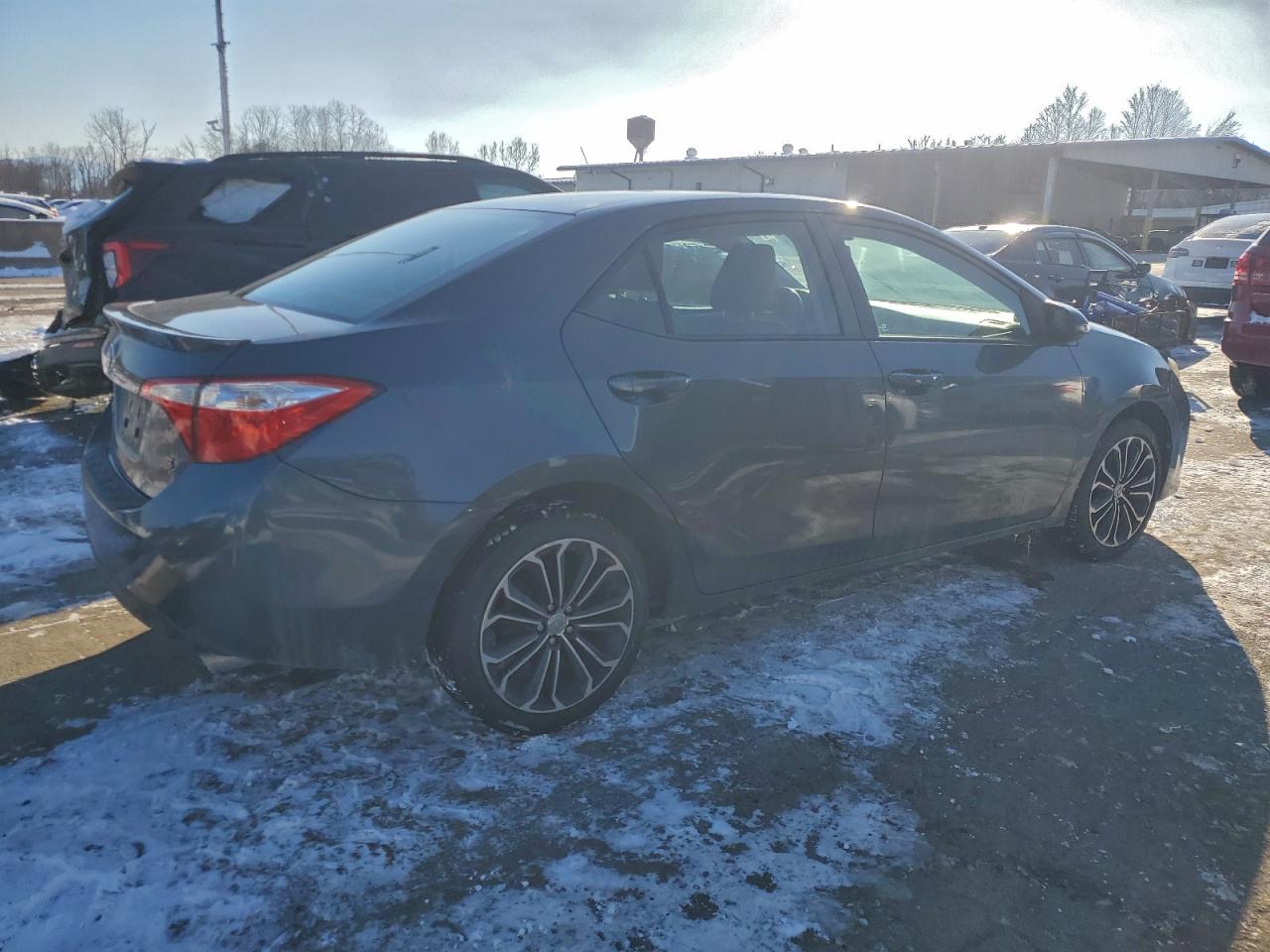 Lot #3317704107 2015 TOYOTA COROLLA L