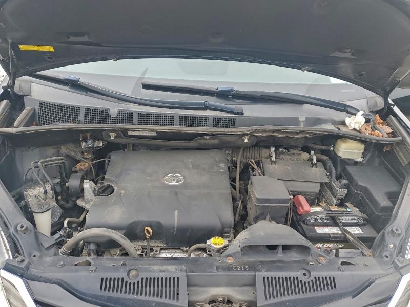 2016 TOYOTA SIENNA LE #3305212021