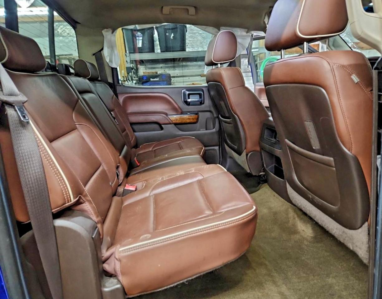 CHEVROLET SILVERADO K2500 HIGH COUNTRY