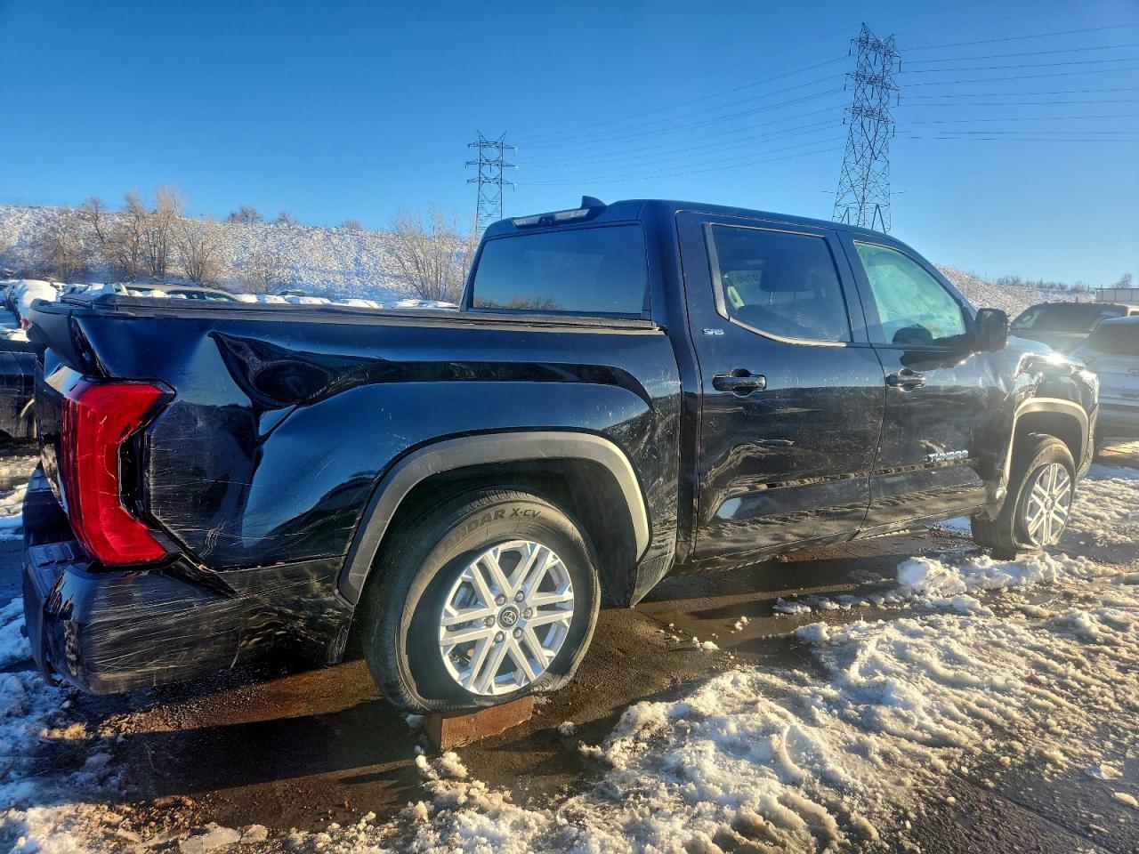 TOYOTA TUNDRA CREWMAX SR