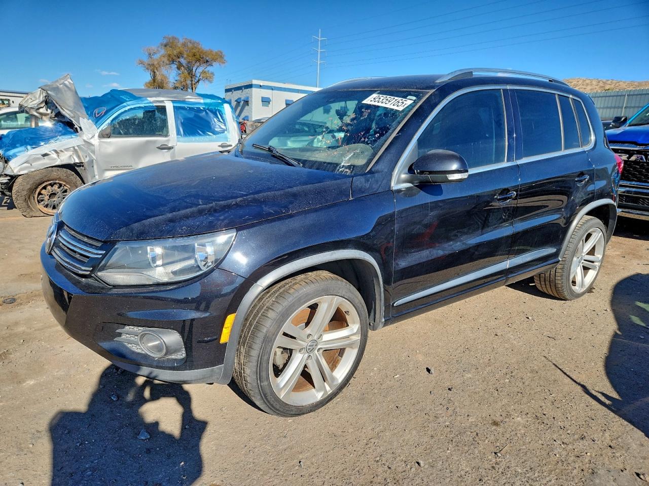 Lot #3316758407 2016 VOLKSWAGEN TIGUAN S