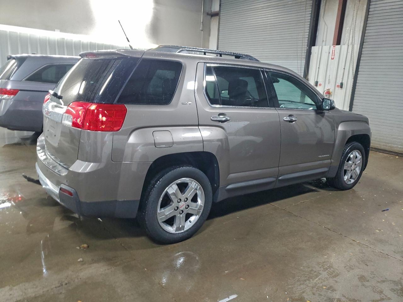 GMC TERRAIN SLT