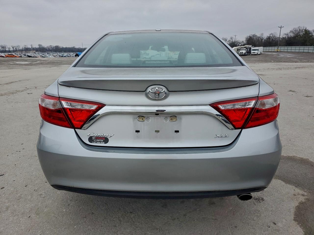 Lot #3309536595 2017 TOYOTA CAMRY LE