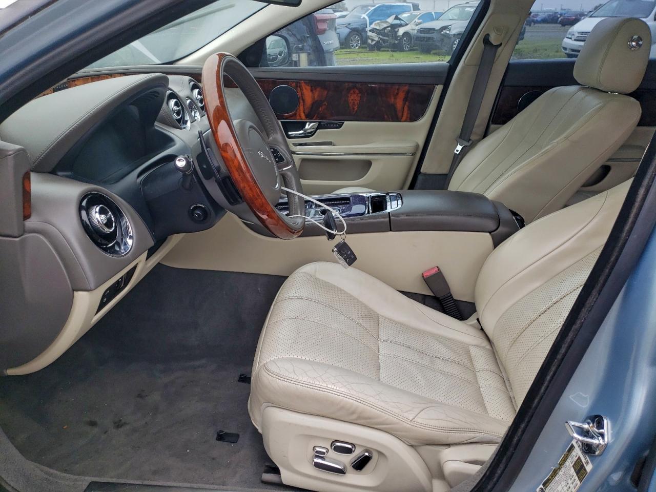 Lot #3312733222 2012 JAGUAR XJ