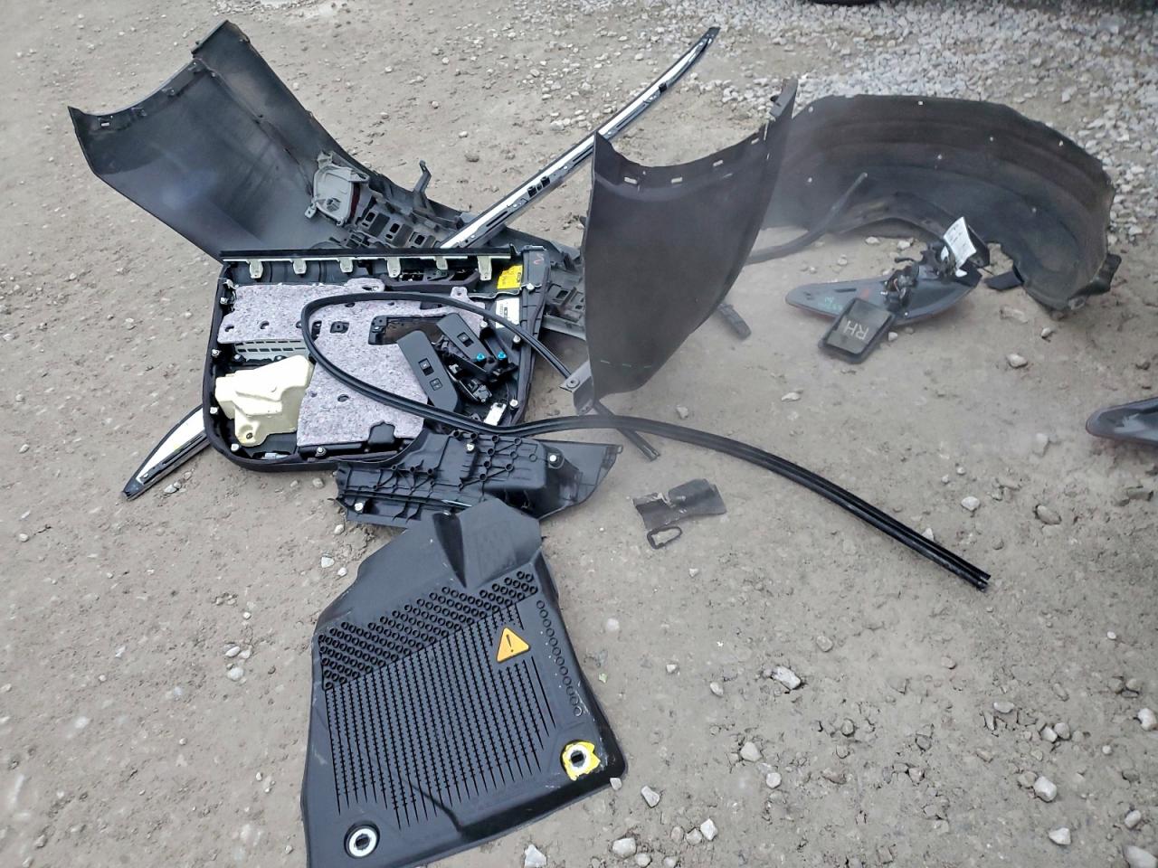 TOYOTA HIGHLANDER SE