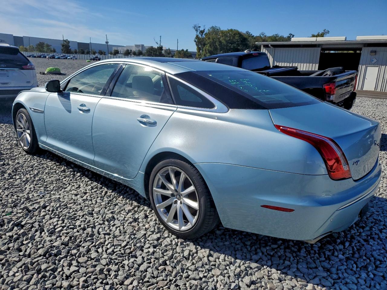 JAGUAR XJ