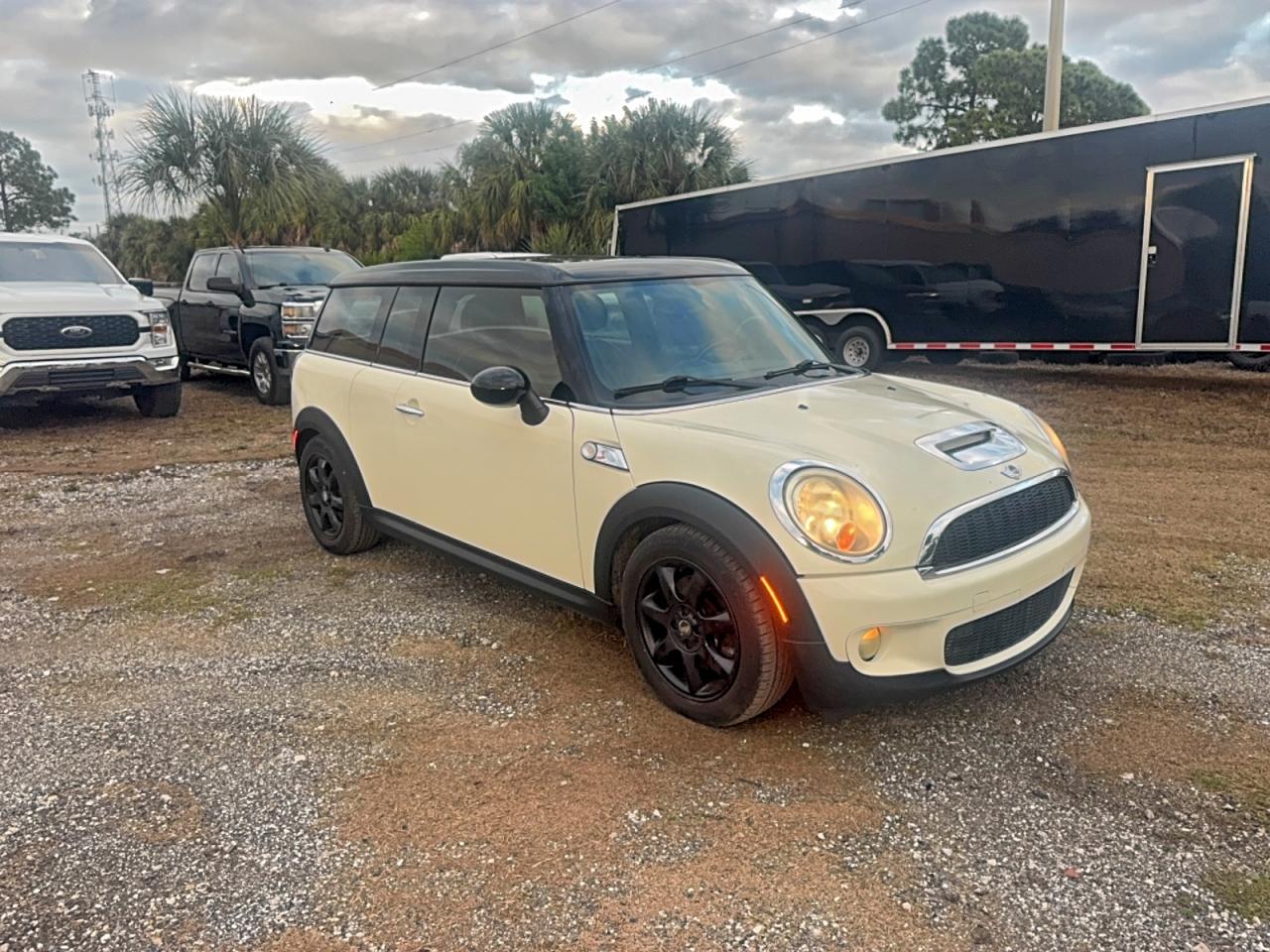 MINI COOPER S CLUBMAN