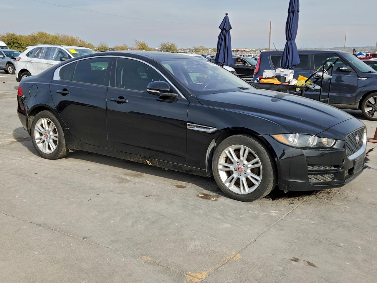 JAGUAR XE PREMIUM