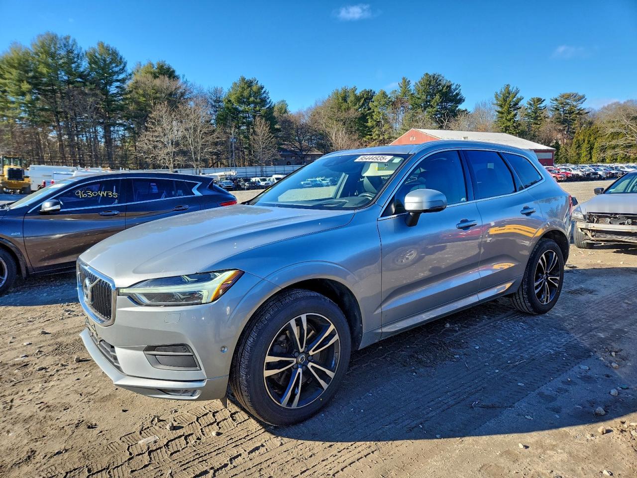 VOLVO XC60 T6 MOMENTUM