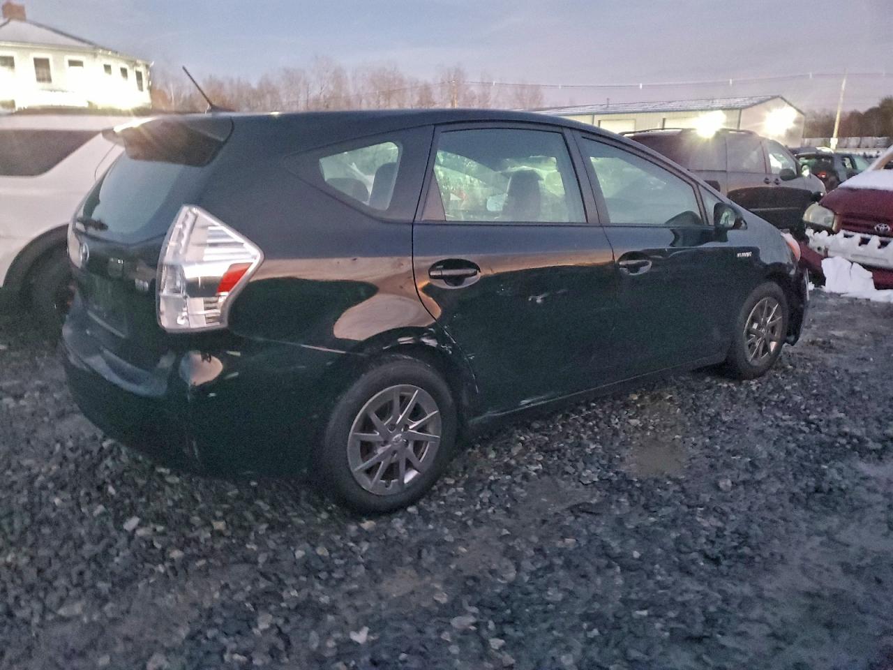 Lot #3312289770 2012 TOYOTA PRIUS V