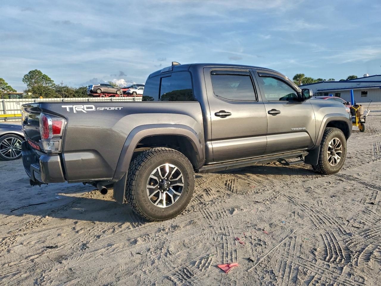 TOYOTA TACOMA DOUBLE CAB