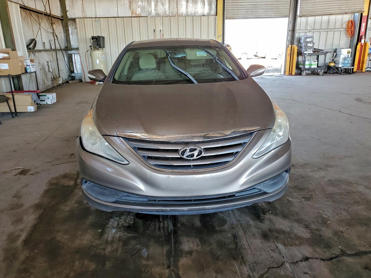 Lot #3317061009 2014 HYUNDAI SONATA GLS